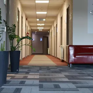 Only 15 Minutes To Center, Free Secure Parking 3*, Budapest Magyarország