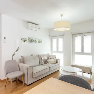 Of Principe Real Liberdade In The Heart Of With Private Parking Appartement